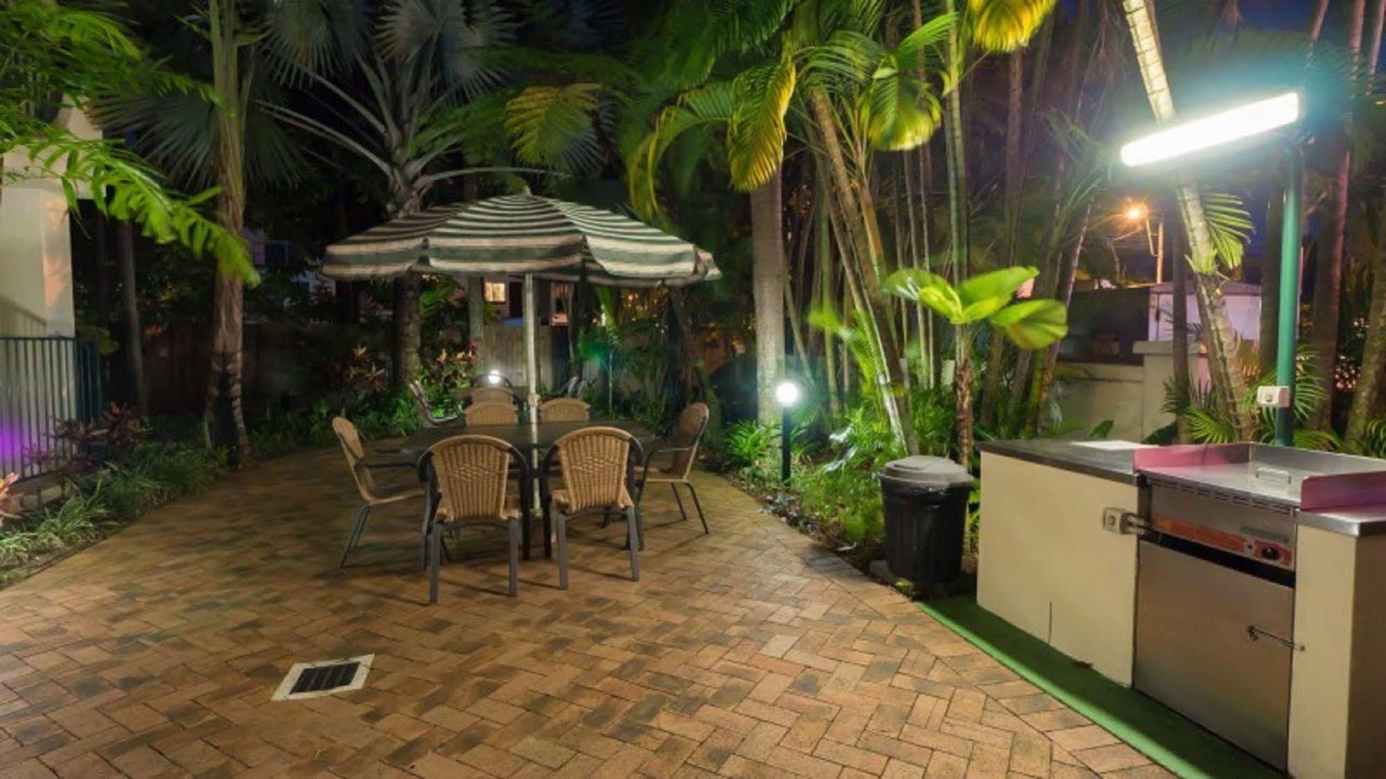 Tropic Towers Apartments Cairns Exteriér fotografie